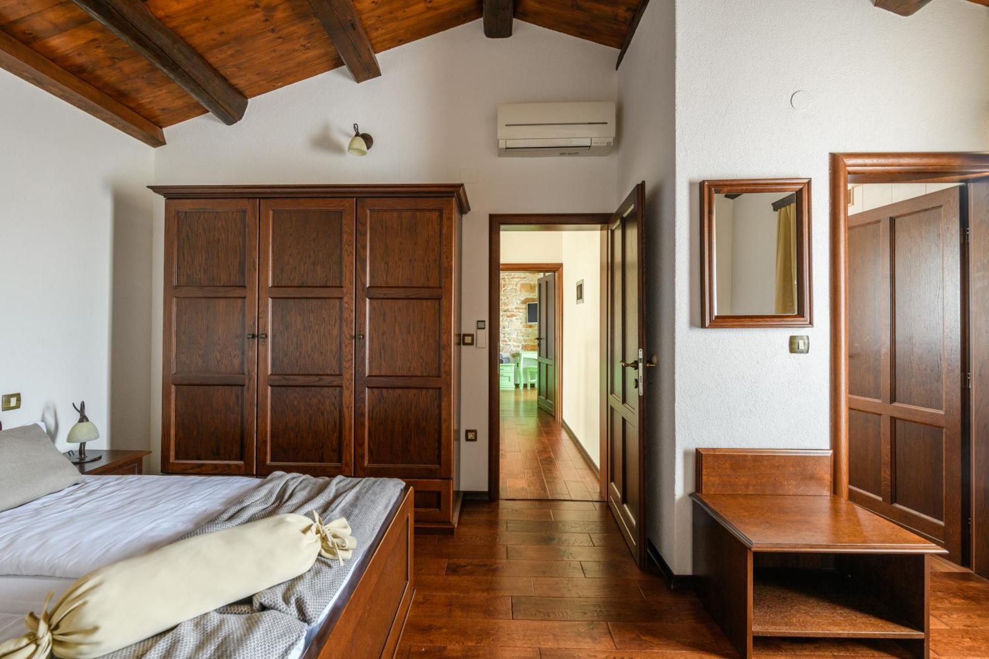 Villa Gina Valtura エクステリア 写真